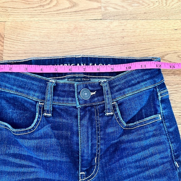 American Eagle (AE) Cropped Distressed Skinny Jeans - Size 00 (equivalent to 24) - Picture 5 of 7